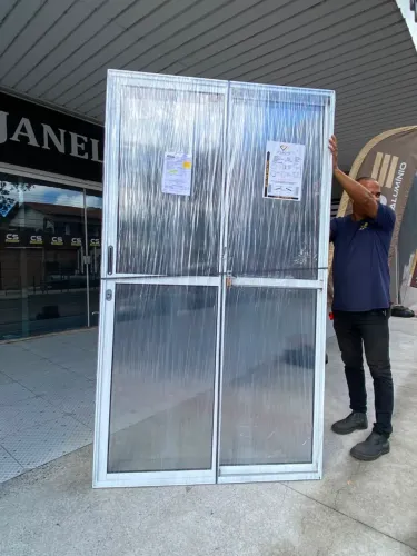 PORTA DE VIDRO DE CORRER BRANCA 2.10X1.20 - PROMOÇÃO DE AGOSTO