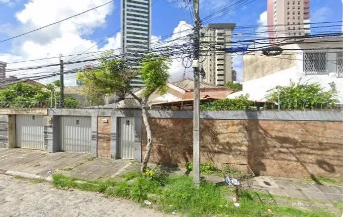 Excelente casa com 5 qts na Madalena 