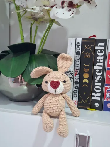 Coelho em Amigurumi 