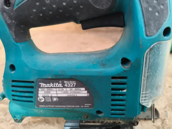 Serra tico tico Makita 4327 220v 450w