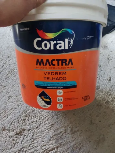 Balde de tinta ipermebilizada pra telhado