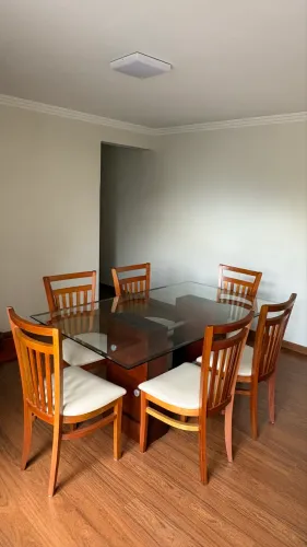 Jogo de mesa para sala