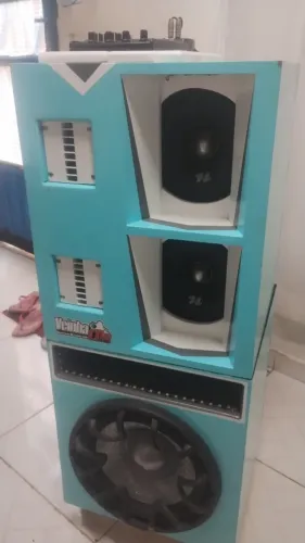 Som automotivo Caixa Bob
