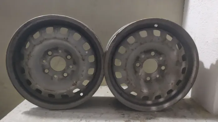RODA DE FERRO