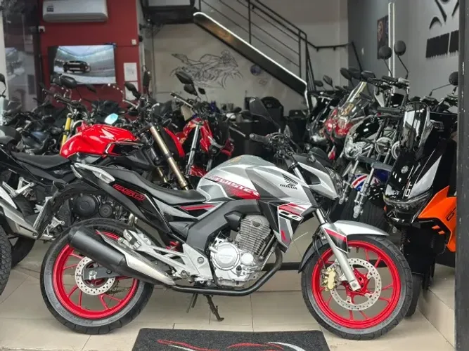 CB250F TWISTER