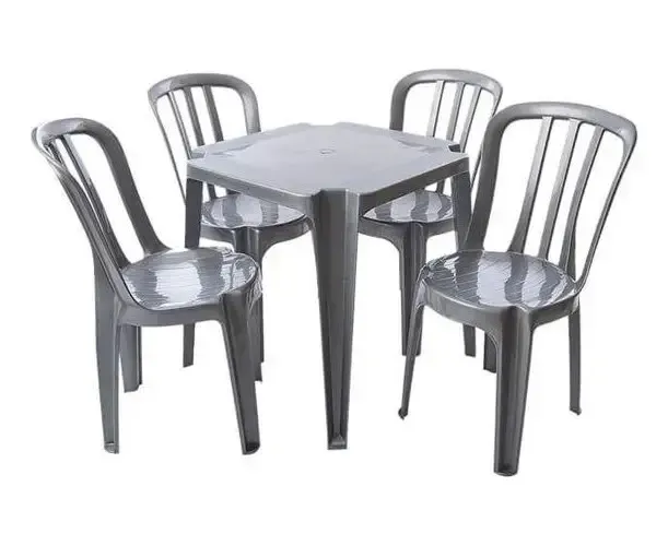 Mesa a cadeira