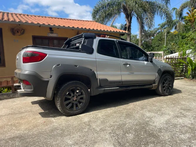 Fiat Strada Adventure1.8/ 1.8 Locker Flex CD 2015