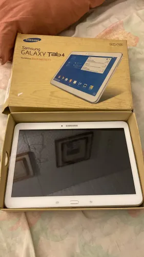 Tablet 10.1 polegadas semi novo sansung