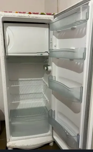 Geladeira cônsul