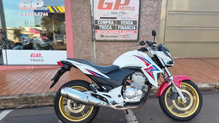 Honda CB 300R