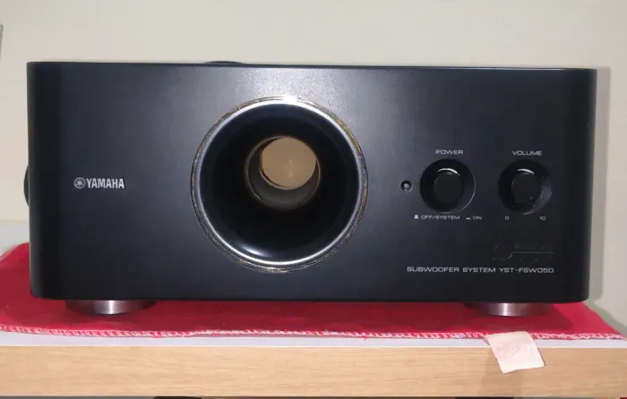 subwoofer yamaha yst-fsw050- slim