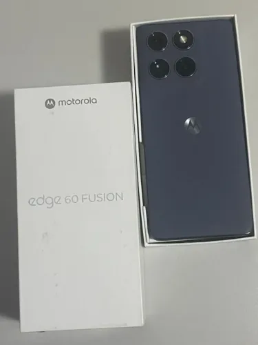 Celular em perfeito estado