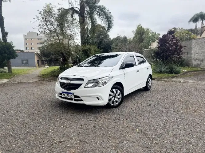 Chevrolet Onix JOY Hatch 1.0 8V Flex Mec. 4P 2018
