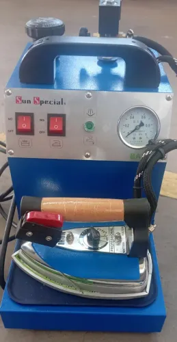 FERRO DE PASSAR SUN SPECIAL C/ CALDEIRA. 