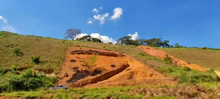 Terreno muito bom no bairro Caeté.