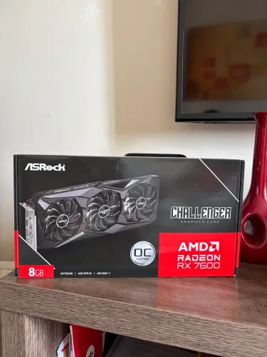 Rx 7600 8gb asrock lacrada com garantia e NF, aceito troca