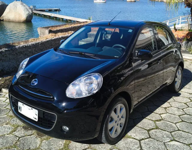 Nissan March S 1.0 16V Flex Fuel 5P 2014
