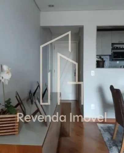 Apto a venda com 3 quartos 3 banheiros e 2 vagas. Área 71m²