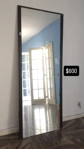 Móveis e utensílios para sair logo ( motivo mudança )
