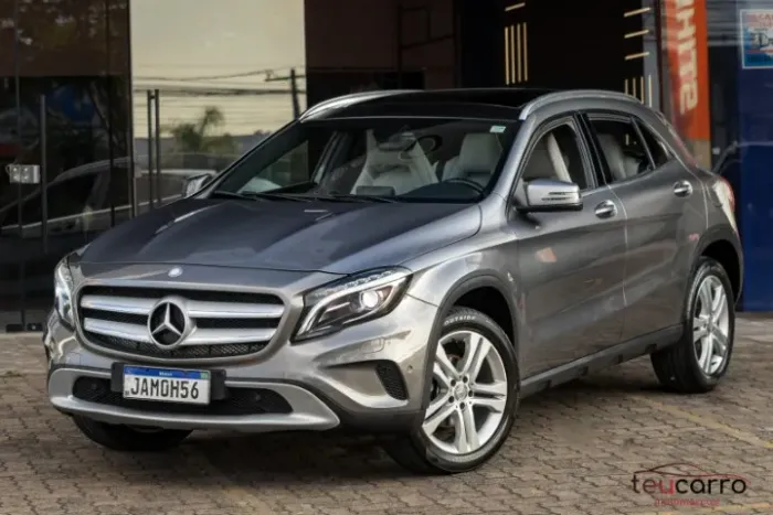 Mercedes-Benz GLA 200 Vision 1.6/1.6 TB 16V Flex Aut. 2015