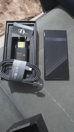 Vendo Celular Sansumg S24 Ultra 512 gigas 3.900,00