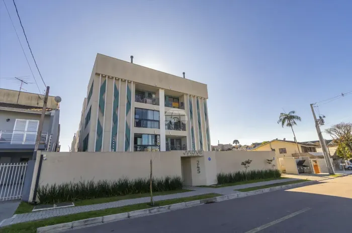 Imóvel para venda possui 47 metros quadrados com 2 quartos em Capão da Imbuia - Curitiba -