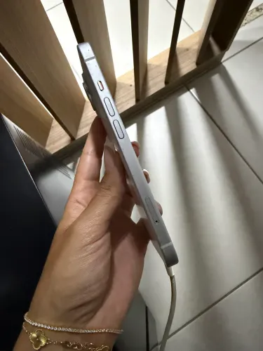 iPhone 15 128gb