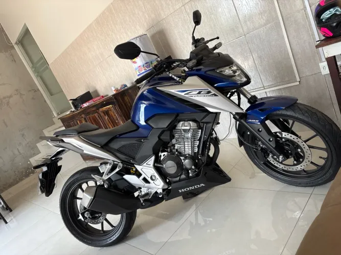 Honda CB 300F Twister 2026 - Apenas 700 km | Praticamente Zero KM!