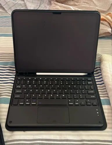 iPad Air 11 M3 256GB (2025) Wi-Fi - Impecável / Sem Marcas