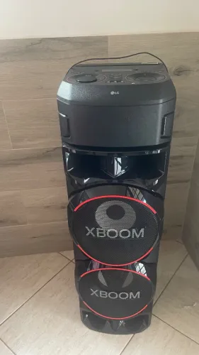 Caixa de som LG 