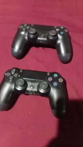 Duas manete de ps4