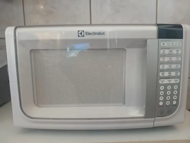 Microondas electrolux 31L