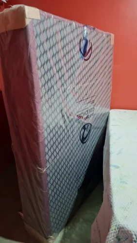 Cama box - base toda reforçada por dentro