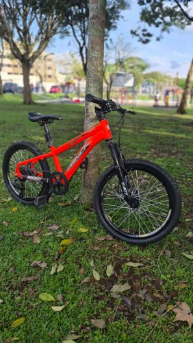 Bicicleta Rino Aro 20 Alumínio - Câmbio Shimano & Freio a Disco