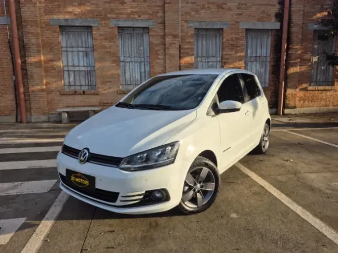 Volkswagen Fox Comfortline 1.6 Flex 8V 5P 2018