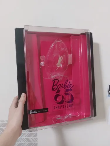 Caixa Barbie 65 Anos Loira