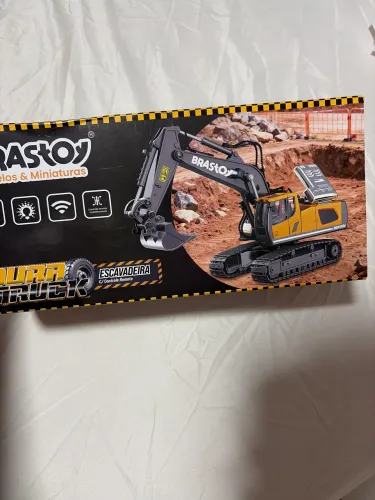 Escavadeira controle remoto 