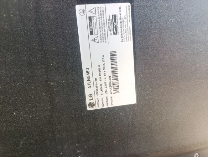 Tv LG para retirada de peças