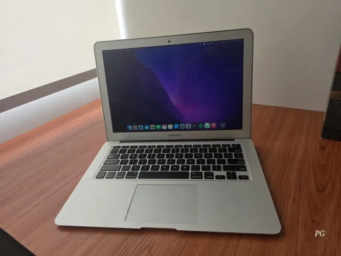 Macbook air 2017 i5 8gb ssd de 120