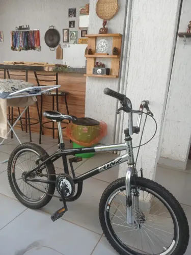 Bicicleta modelo cross