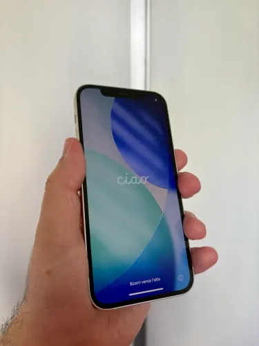 iPhone 12 64GB Branco