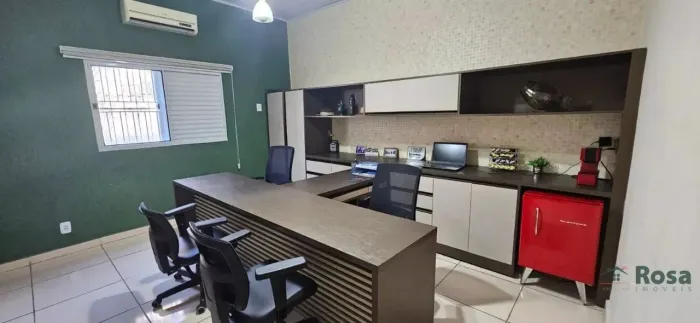 Prédio comercial para venda em frente a Policlínica do Coxipó, Vista Alegre, Cuiabá