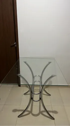 MESA DE VIDRO