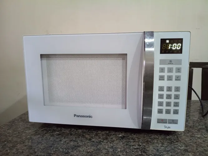 Microondas Panasonic Style 34L