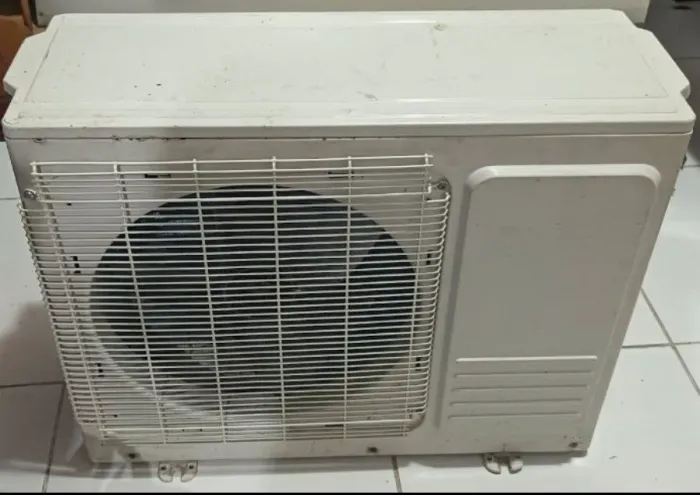 Vendo ar condicionado split de 9 mil BTUs de cobre
