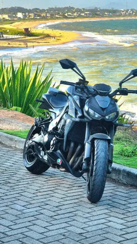 Moto Kawasaki Z1000R 2020