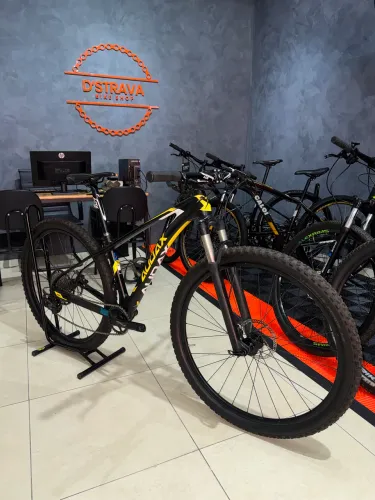 Bicicleta Audax Auge carbono tamanho 15
