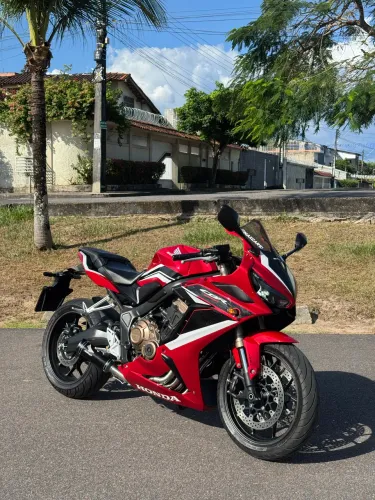 CBR 650R 2023