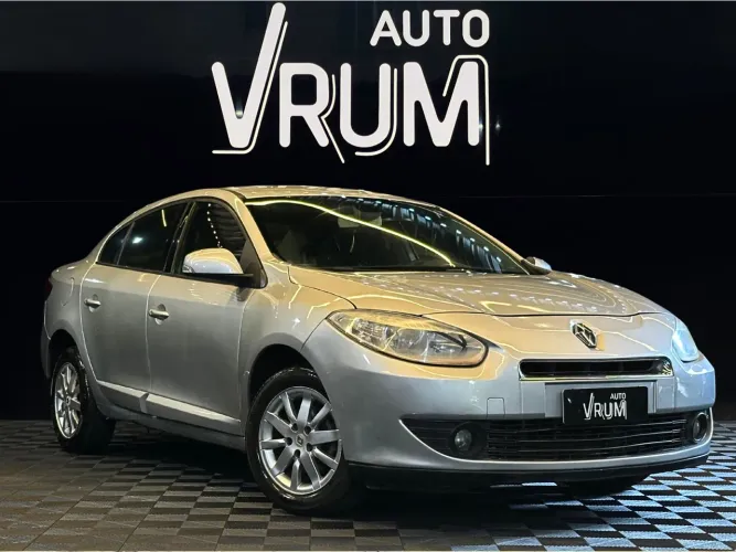 Renault Fluence Sed. Dynamique 2.0 16V Flex Aut. 2012