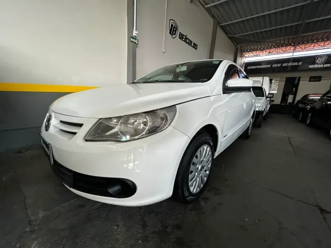 Volkswagen Voyage 1.0/1.0 City MI Total Flex 8V 4P 2013